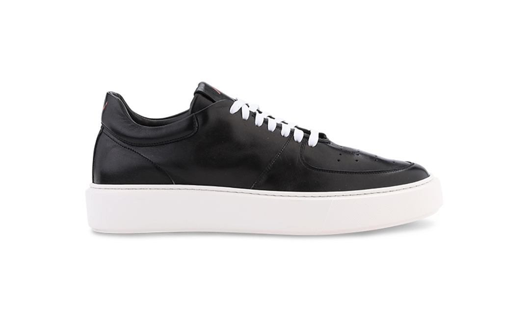 Lightweight Travel Sneaker in Black Leather - Ace Marks