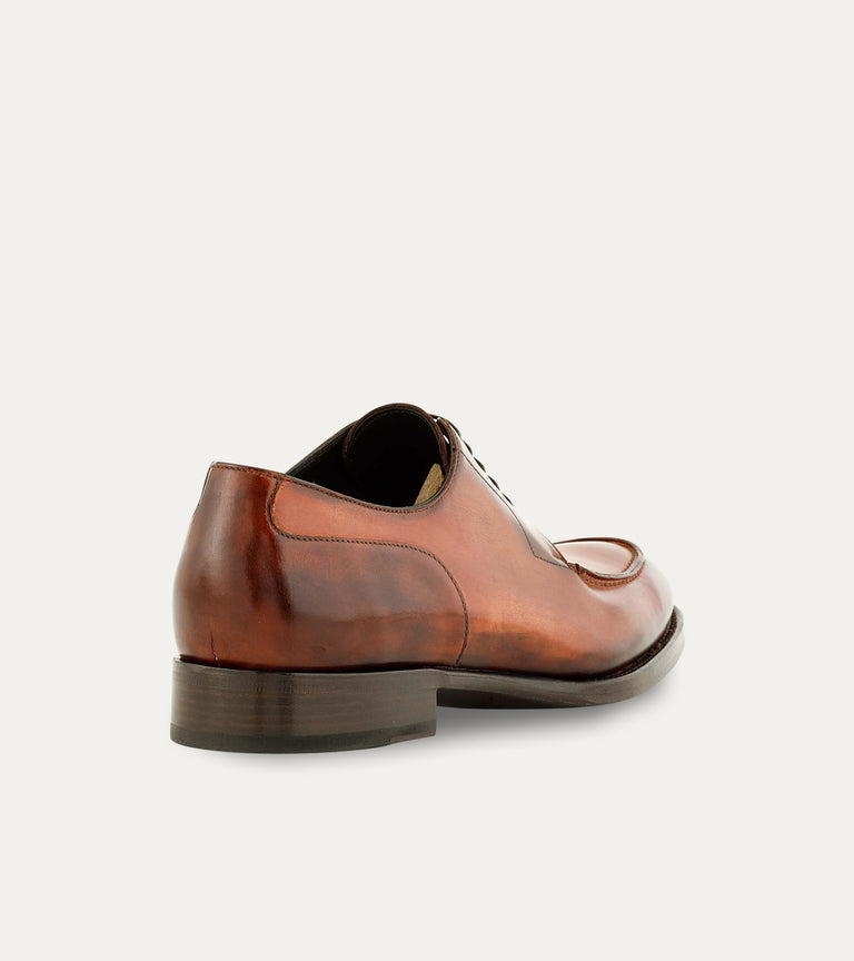 Men's caramel brown Italian leather lace-up dress shoe