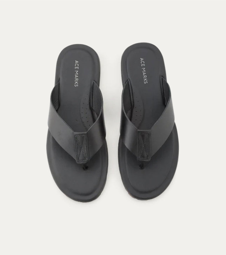 Oceanio Thong Sandals In Black Leather - Ace Marks