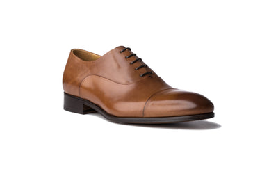 brown antique oxford cap toe shoe